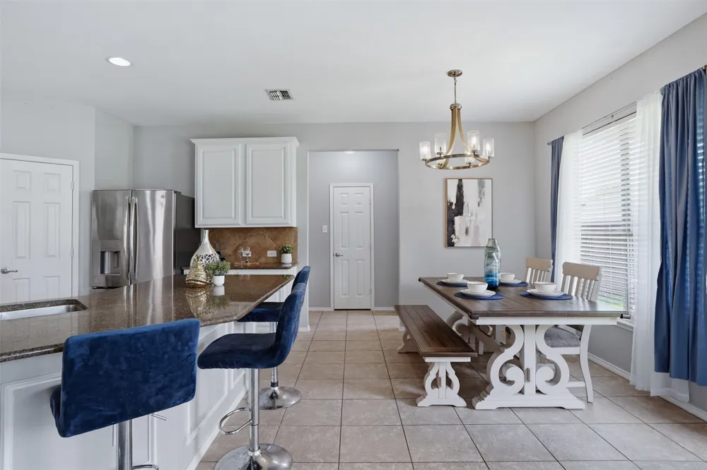 908 Lake Hollow Drive Little Elm, TX 75068