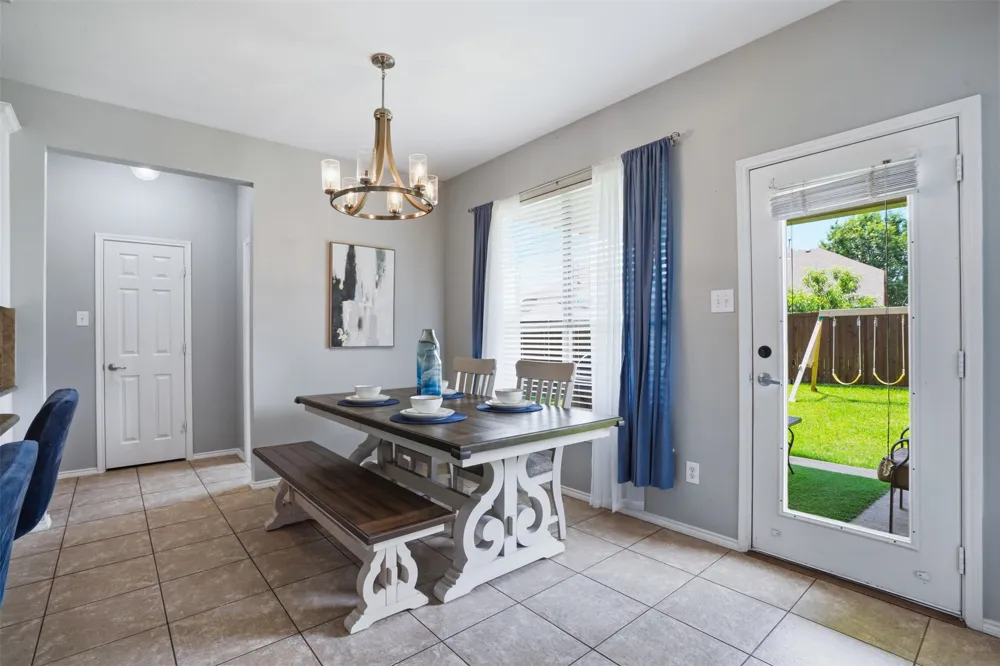 908 Lake Hollow Drive Little Elm, TX 75068