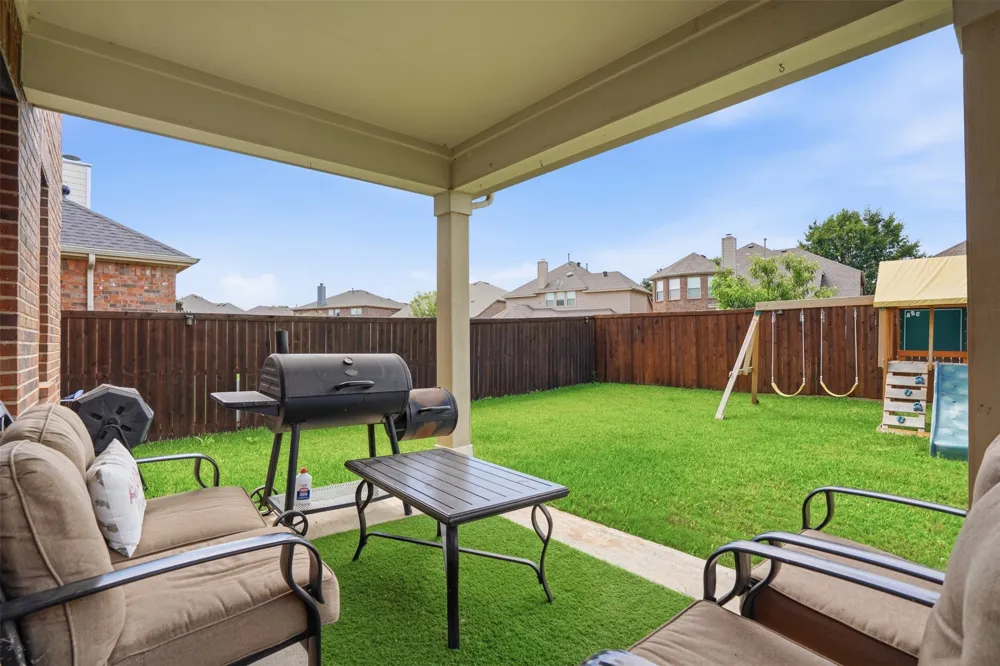 908 Lake Hollow Drive Little Elm, TX 75068