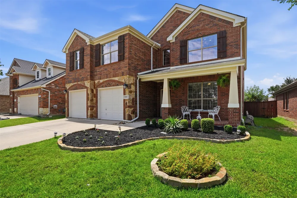 908 Lake Hollow Drive Little Elm, TX 75068