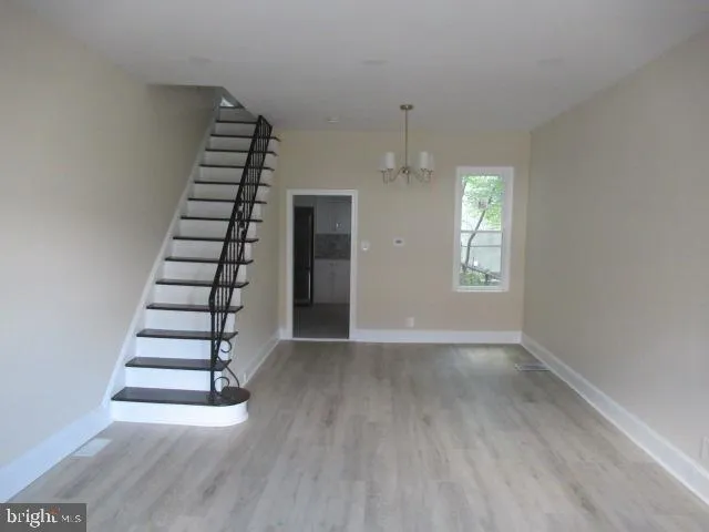 724 SPRUCE STREET Camden, NJ 08103