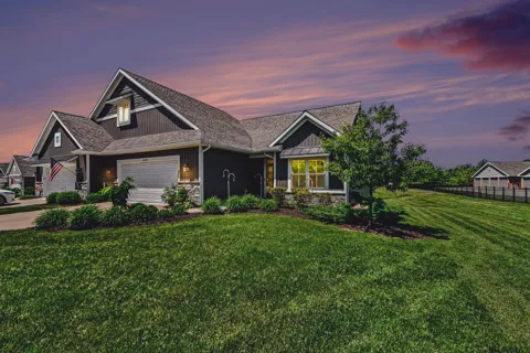 6549 Creekside View Drive SE