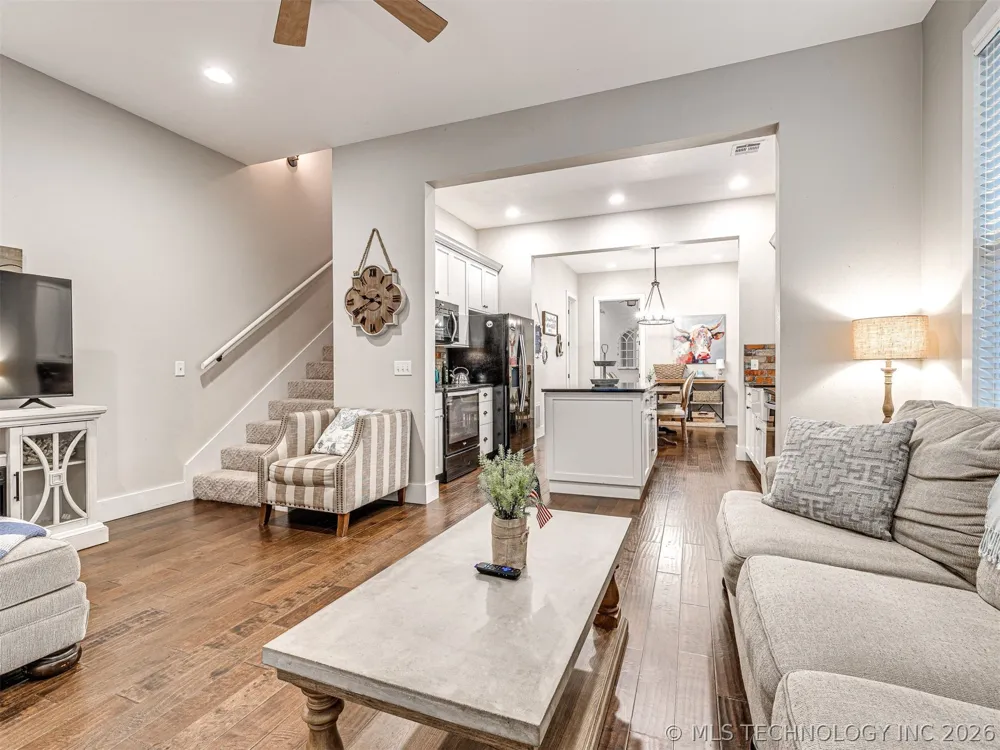 48 Park Street Carlton Landing, OK 74432