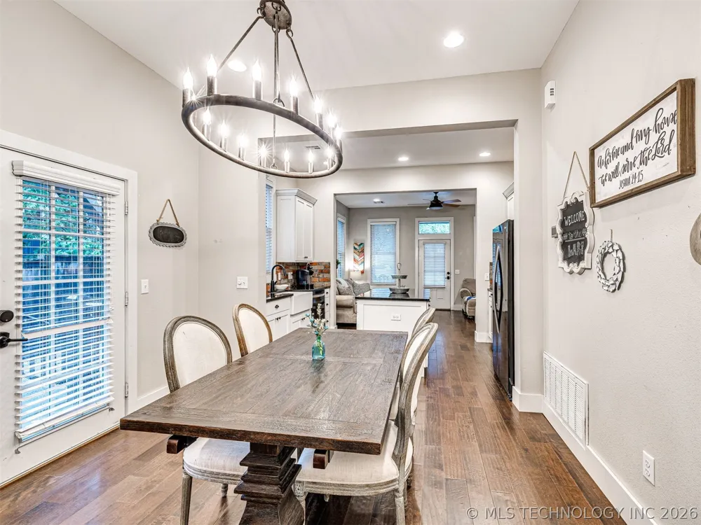 48 Park Street Carlton Landing, OK 74432