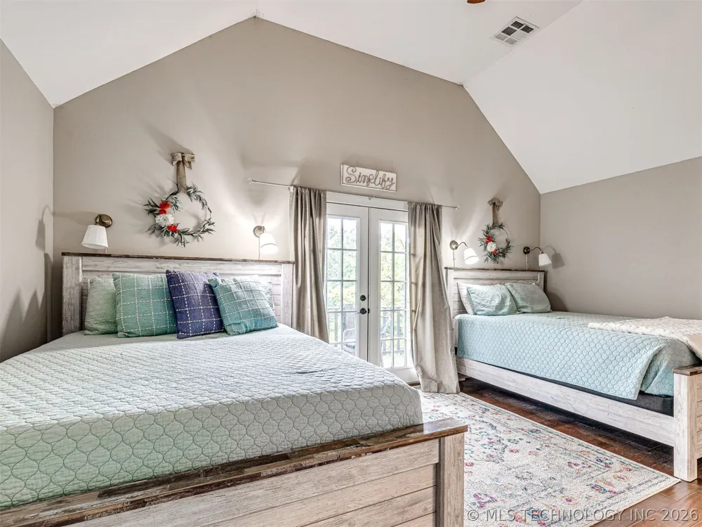 48 Park Street Carlton Landing, OK 74432
