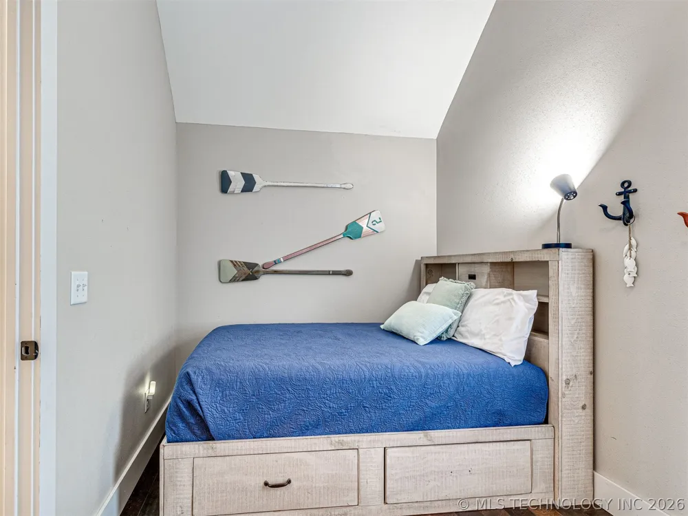 48 Park Street Carlton Landing, OK 74432