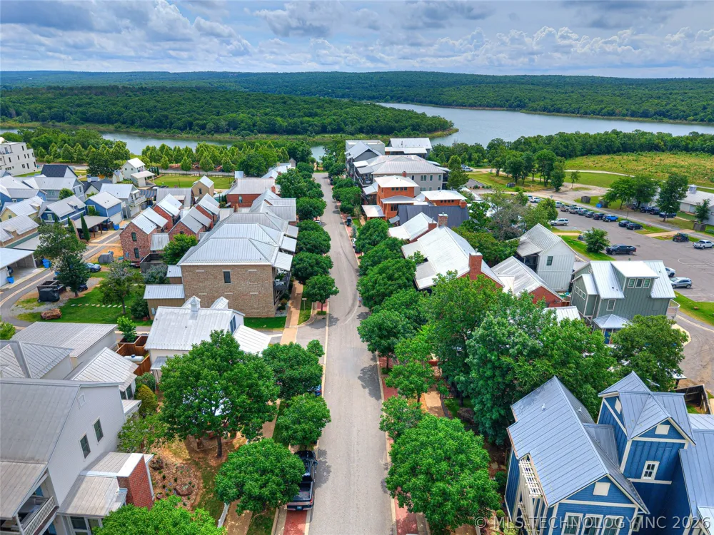48 Park Street Carlton Landing, OK 74432