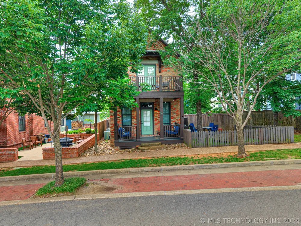 48 Park Street Carlton Landing, OK 74432