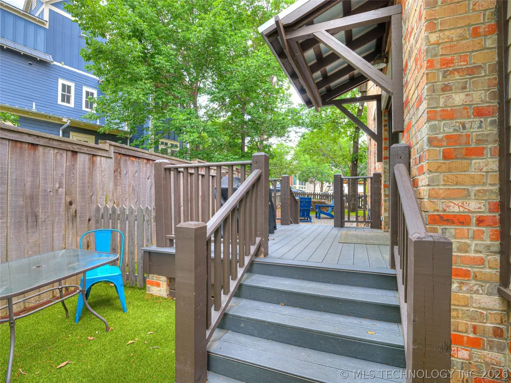 48 Park Street Carlton Landing, OK 74432