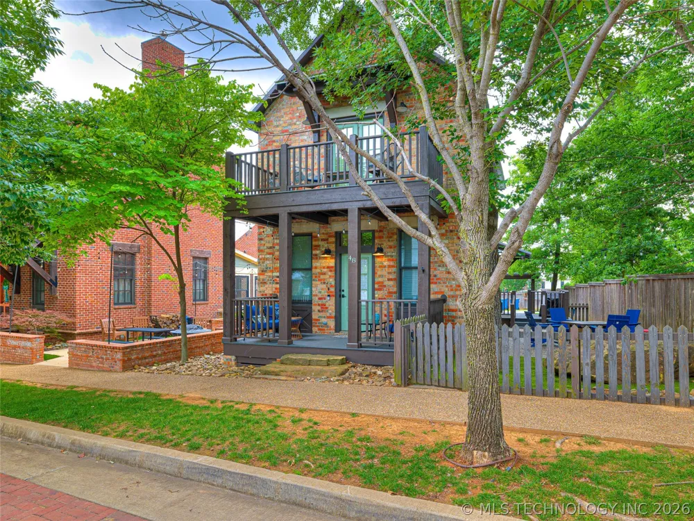 48 Park Street Carlton Landing, OK 74432