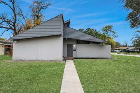 2626 Knotty Oaks Trail