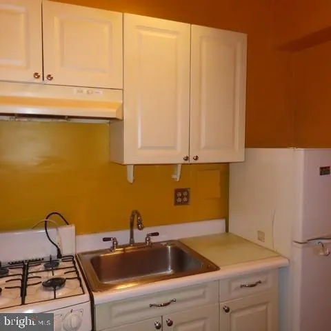 1 SCOTT CIRCLE NW #419 Washington, DC 20036