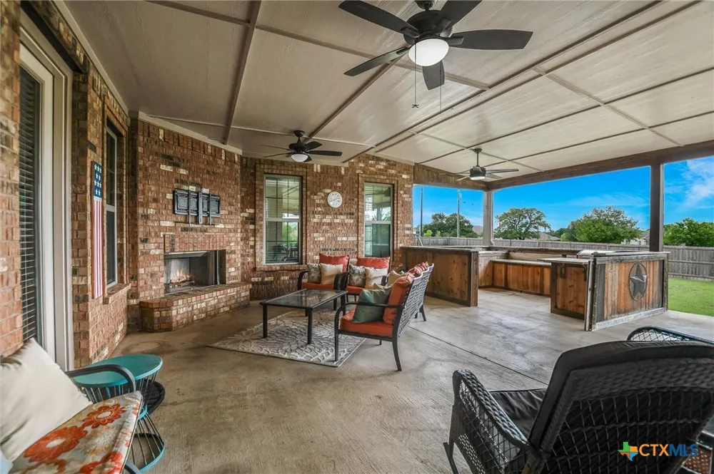 212 Christine Lane Liberty Hill, TX 78642