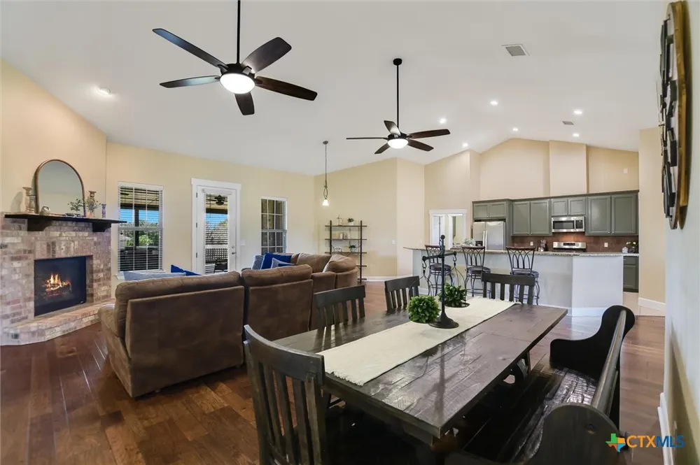 212 Christine Lane Liberty Hill, TX 78642
