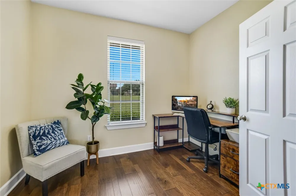 212 Christine Lane Liberty Hill, TX 78642