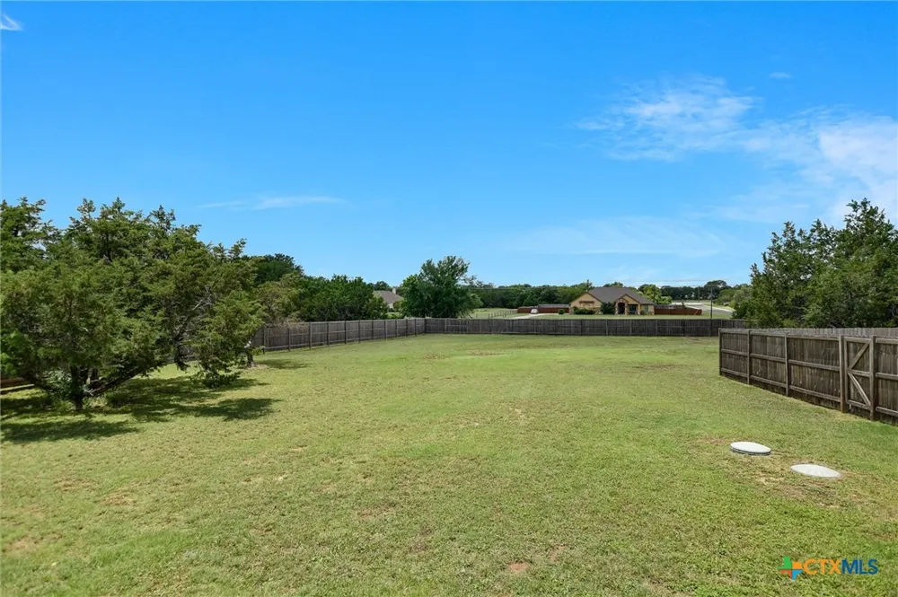 212 Christine Lane Liberty Hill, TX 78642