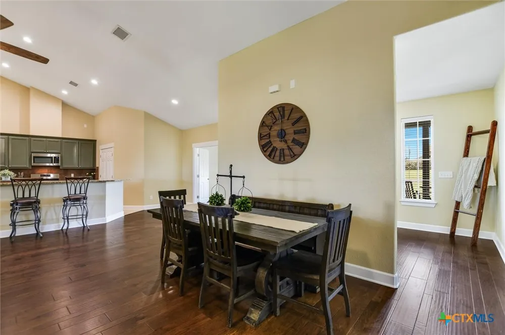 212 Christine Lane Liberty Hill, TX 78642