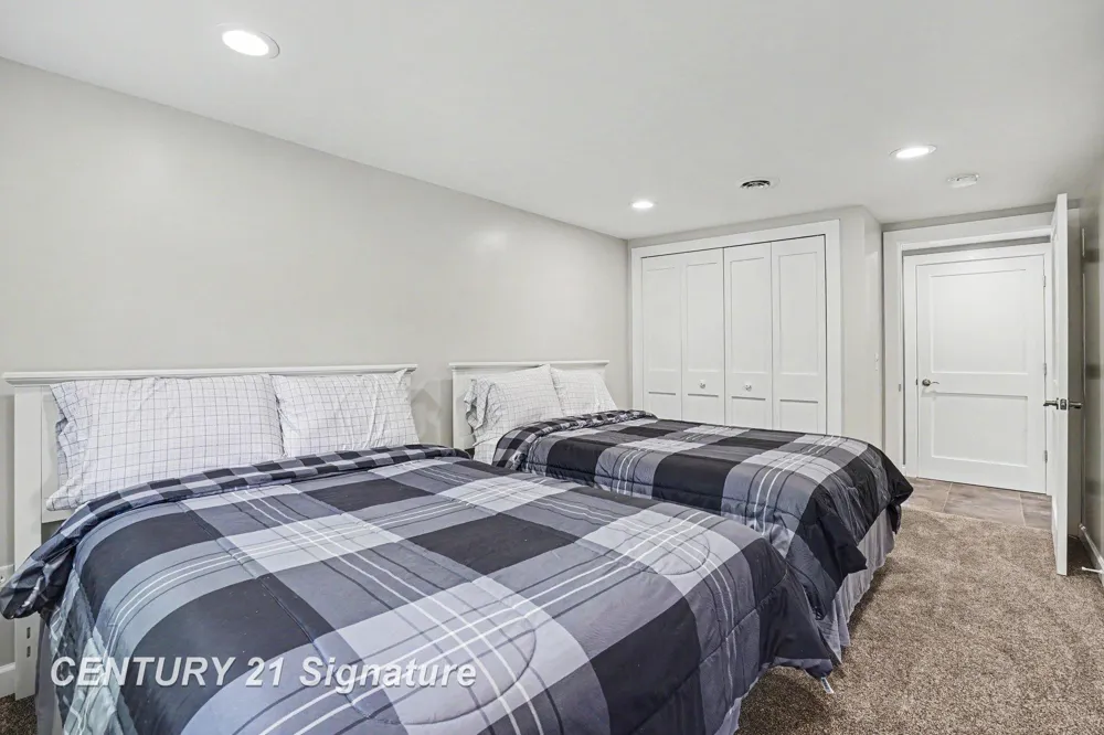 5458 Oakridge Drive Tobacco Township, MI 48612
