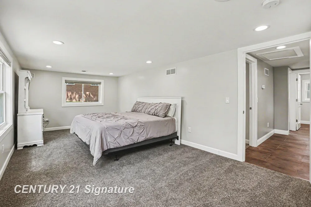 5458 Oakridge Drive Tobacco Township, MI 48612
