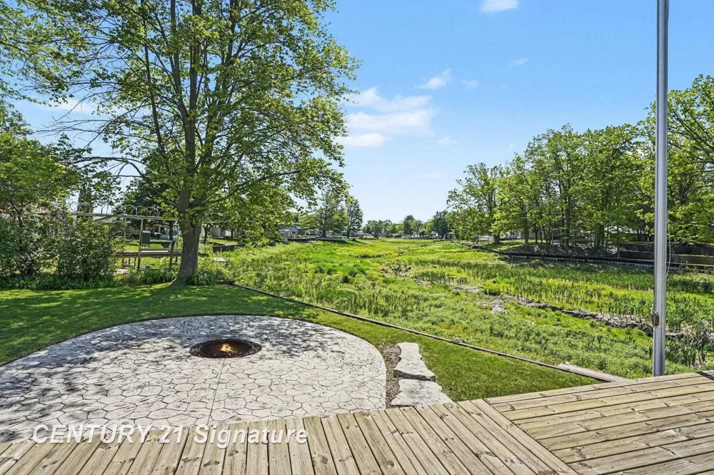 5458 Oakridge Drive Tobacco Township, MI 48612