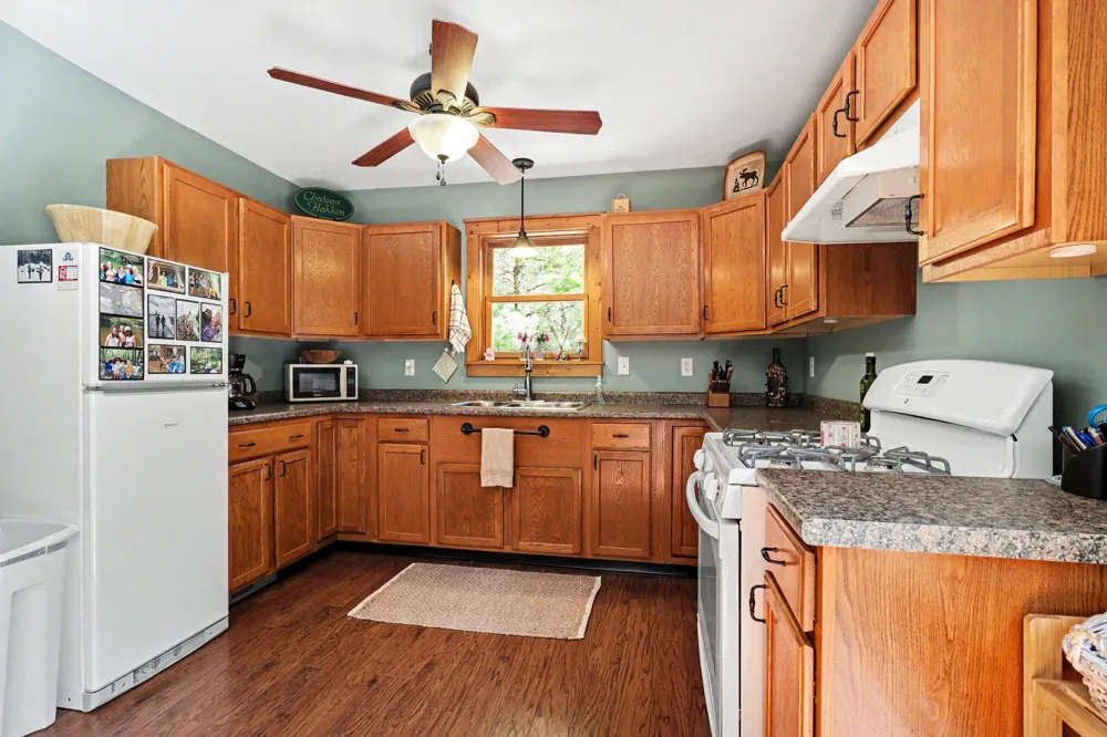 7766 E Bradshaw Branch, MI 49402