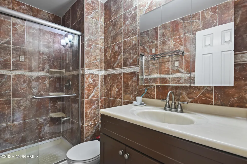 67 Albury Way North Brunswick, NJ 08902