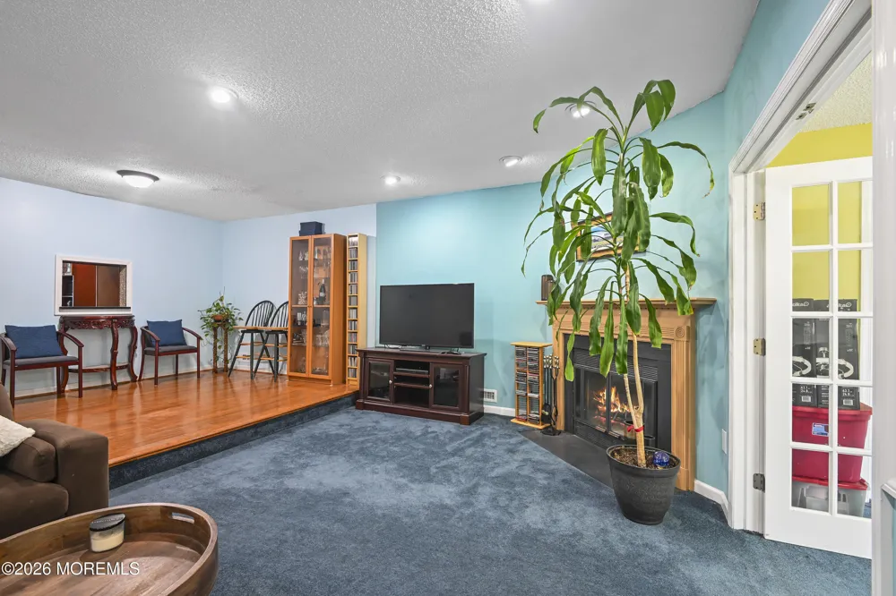 67 Albury Way North Brunswick, NJ 08902