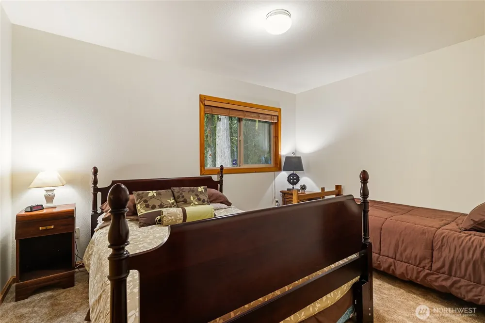 7077 Austin Pass Road Glacier, WA 98244