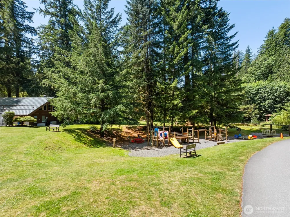 7077 Austin Pass Road Glacier, WA 98244