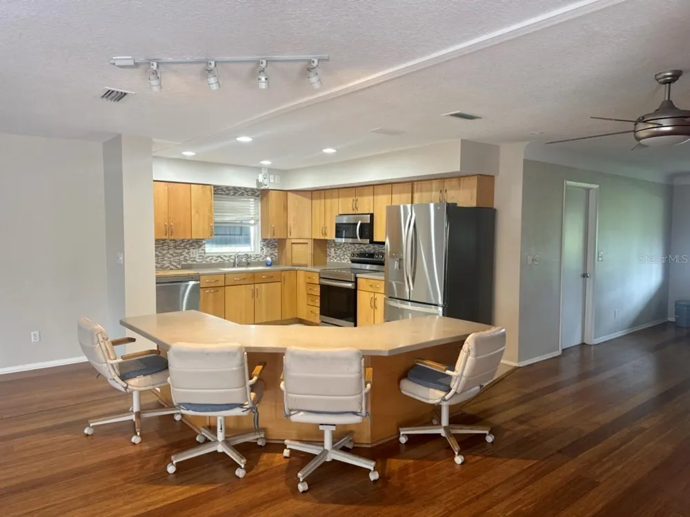 13824 83RD PLACE Seminole, FL 33776