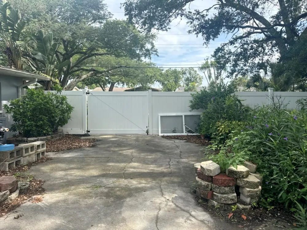 13824 83RD PLACE Seminole, FL 33776
