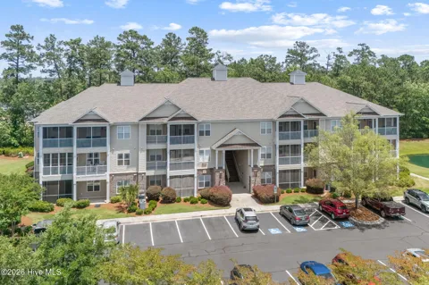 240 Woodlands Way #Unit 7