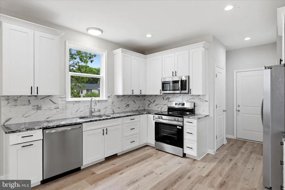159 LAUCK DR Winchester, VA 22603