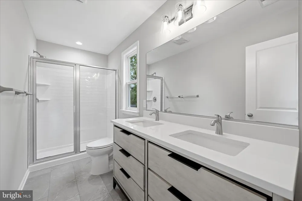 159 LAUCK DR Winchester, VA 22603