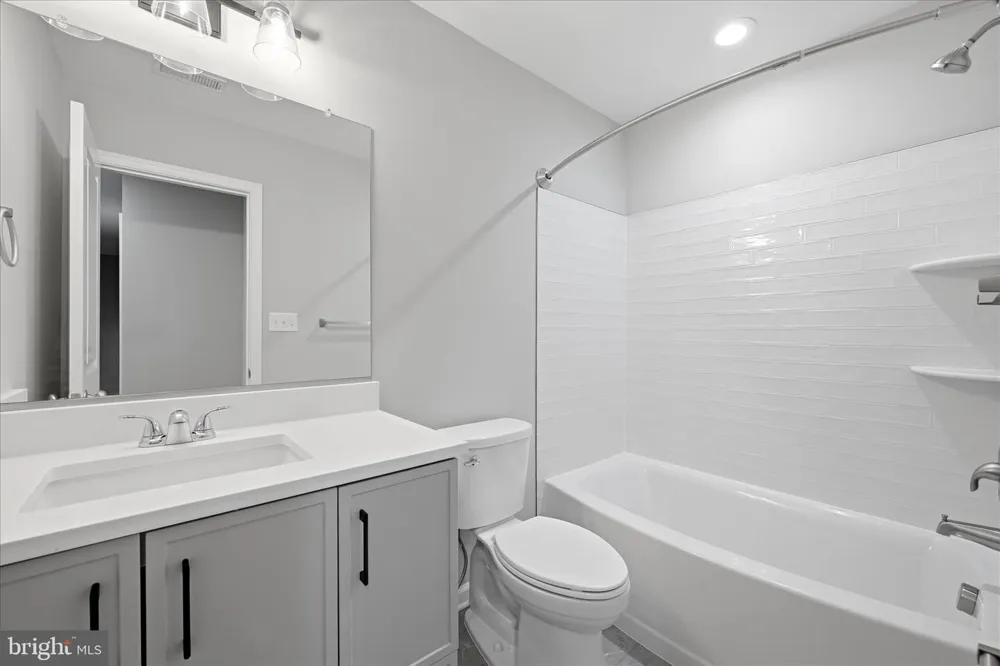 159 LAUCK DR Winchester, VA 22603