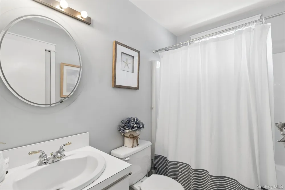 7 Eileen Circle Jamesport, NY 11947