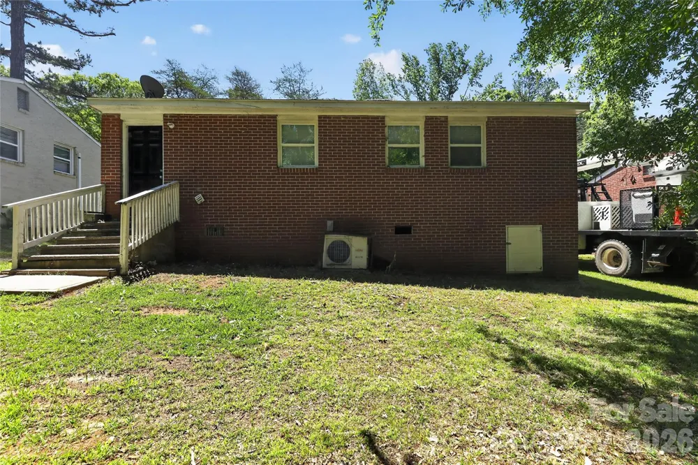 9 Delores Street Greenville, SC 29605