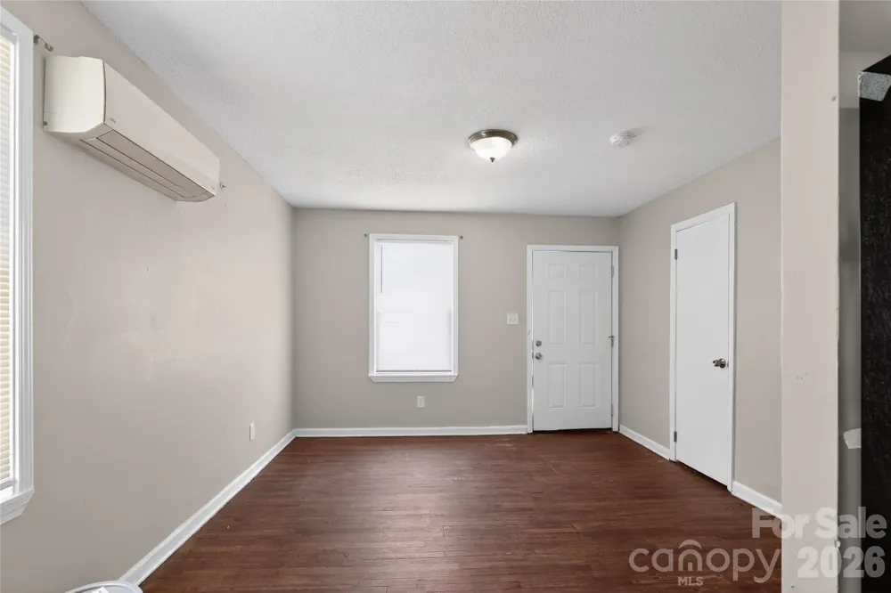 9 Delores Street Greenville, SC 29605