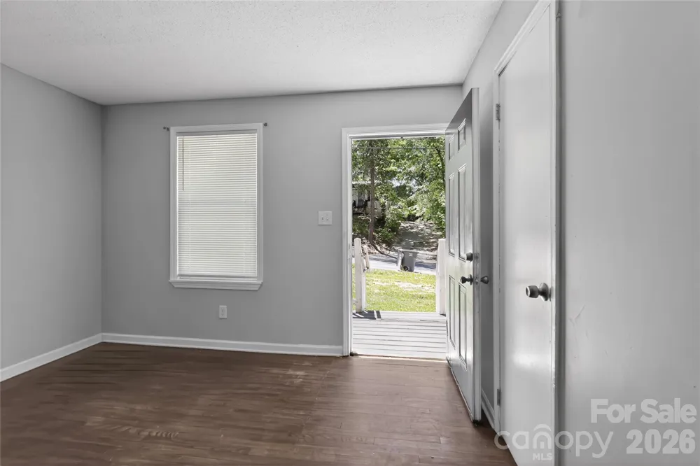 9 Delores Street Greenville, SC 29605