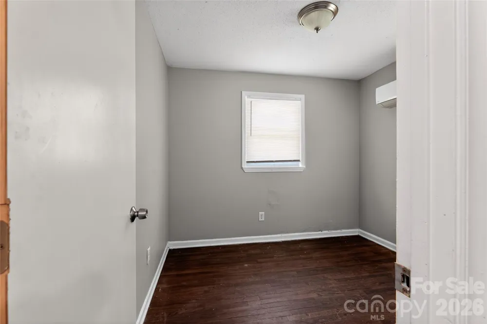 9 Delores Street Greenville, SC 29605