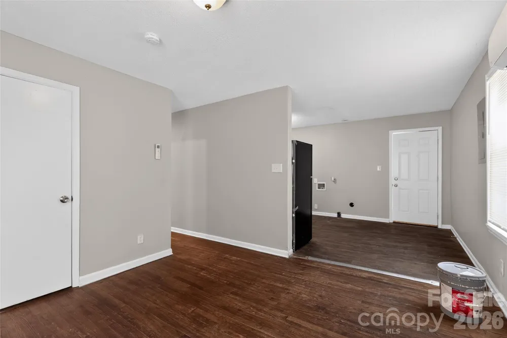 9 Delores Street Greenville, SC 29605