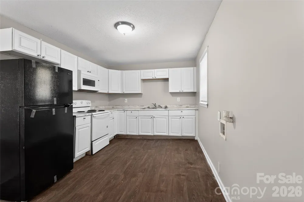 9 Delores Street Greenville, SC 29605