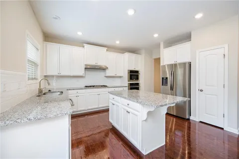 620 Sunset Park Drive