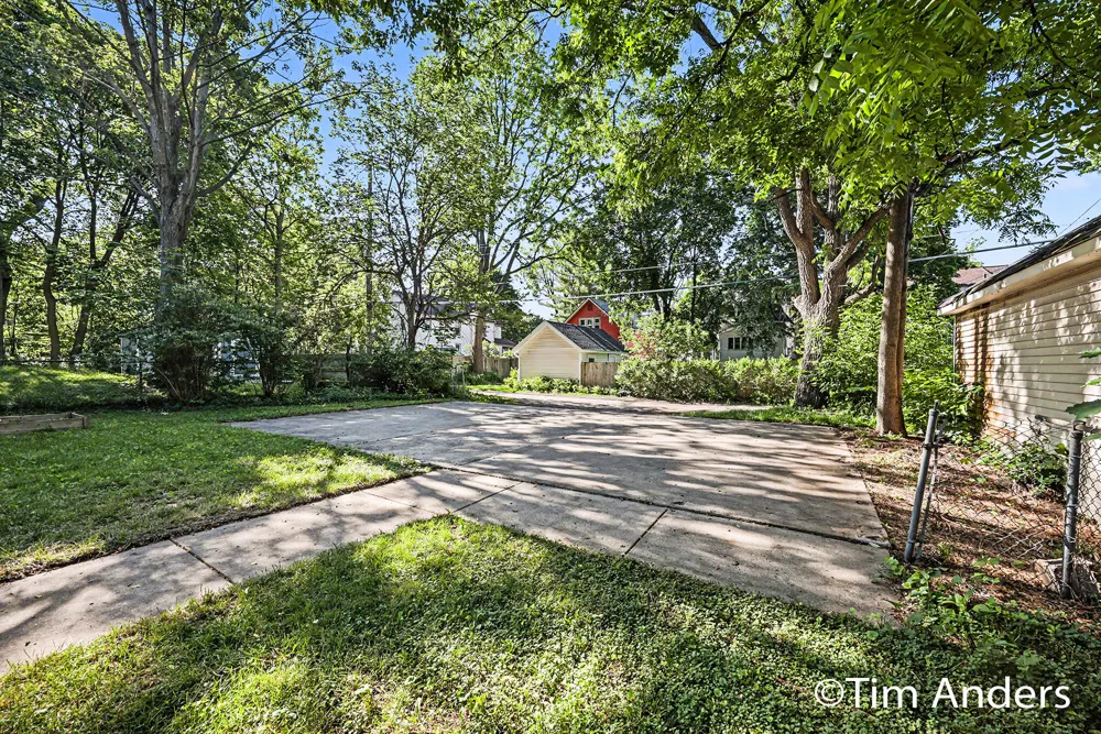 816 Innes Street NE Grand Rapids City, MI 49503