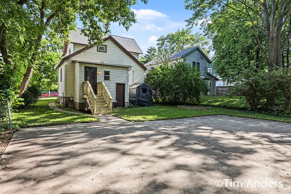 816 Innes Street NE Grand Rapids City, MI 49503