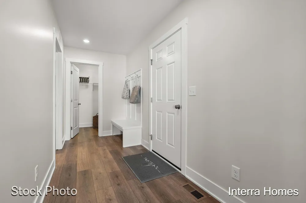 329 Round Hill Road Oshtemo Charter Township, MI 49009