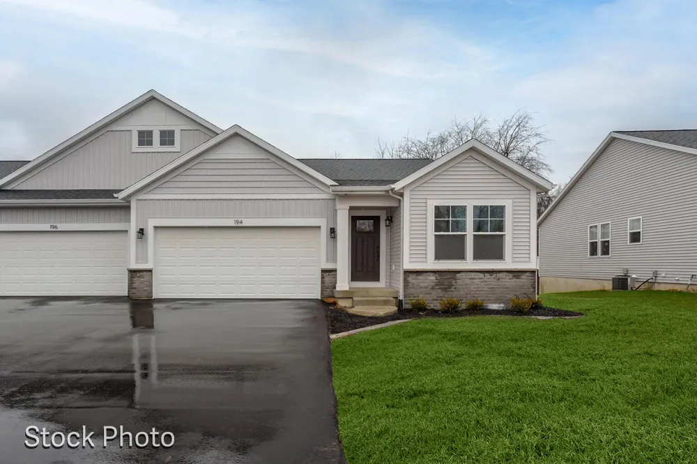 329 Round Hill Road Oshtemo Charter Township, MI 49009