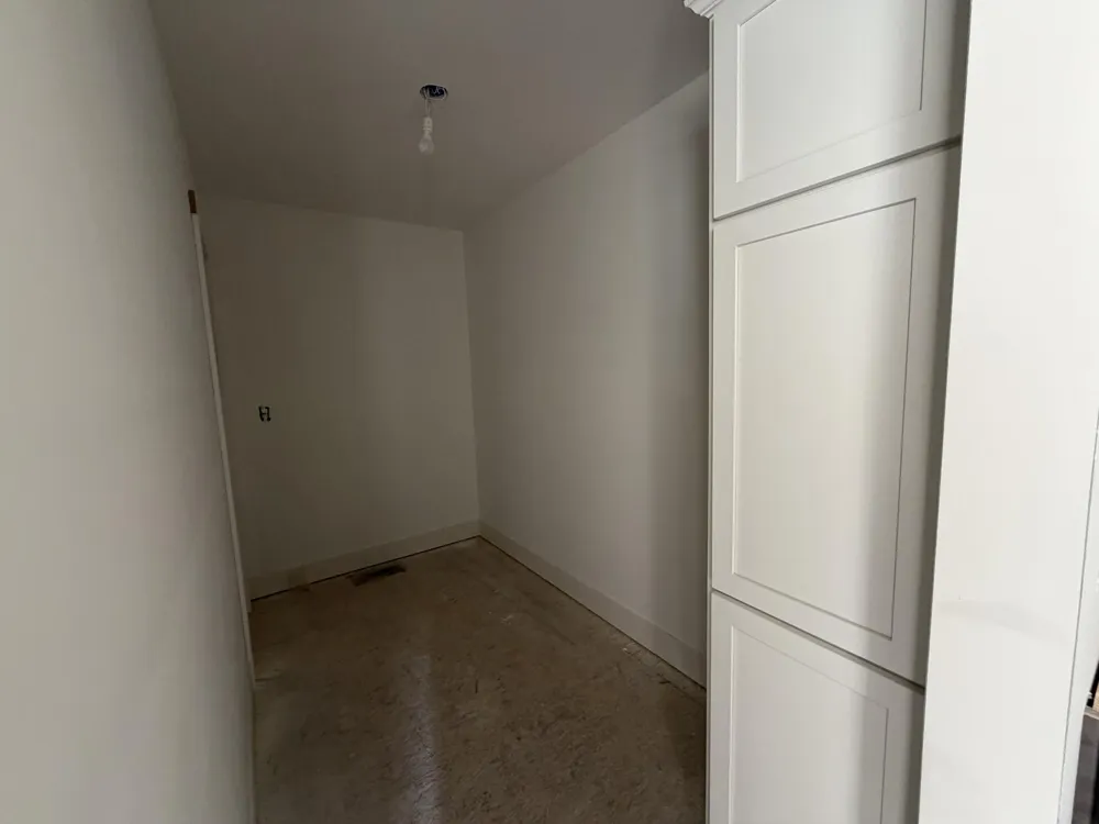 329 Round Hill Road Oshtemo Charter Township, MI 49009