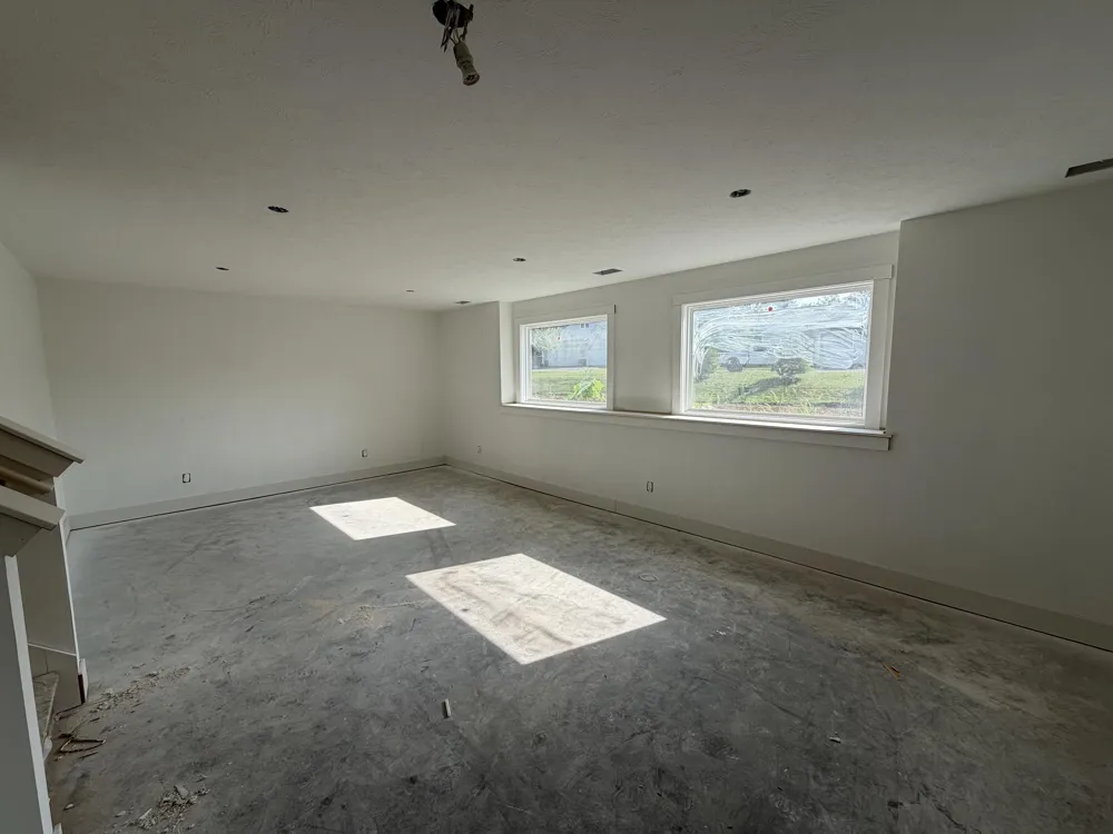 329 Round Hill Road Oshtemo Charter Township, MI 49009