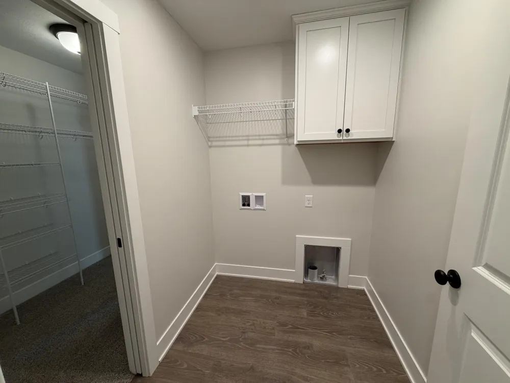 329 Round Hill Road Oshtemo Charter Township, MI 49009